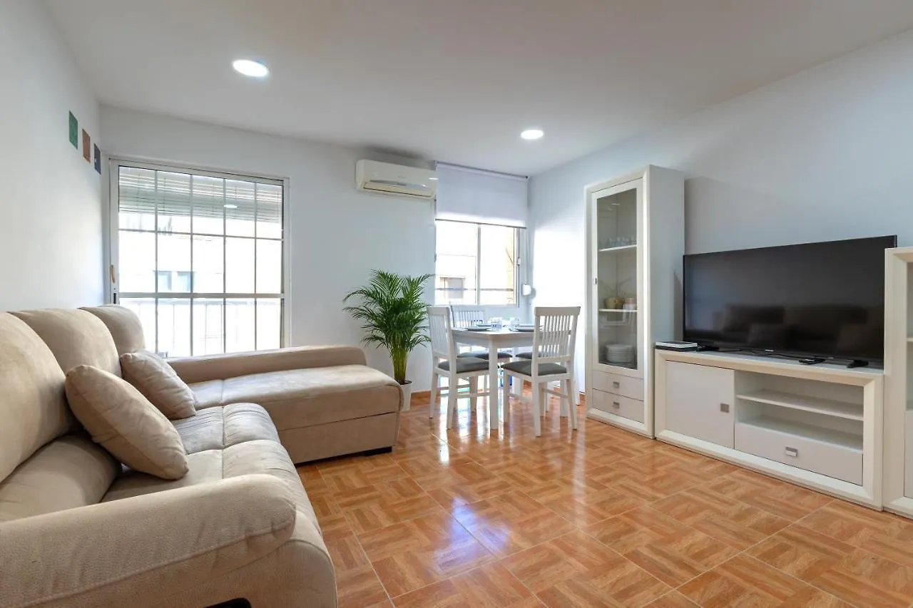 Charming 2 Bedroom Apartment At Triana Center By Oui Seville 0*,  Spain